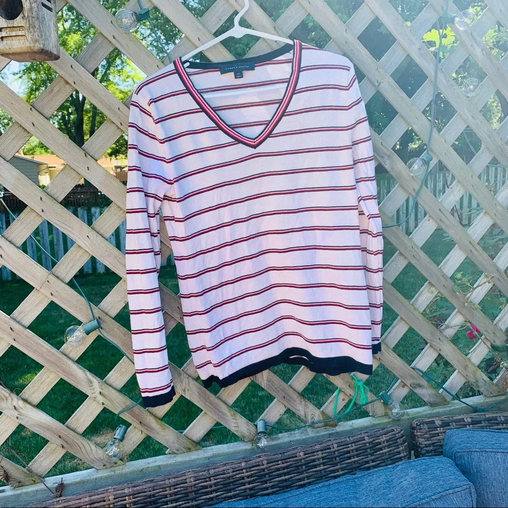 Tommy Hilfiger Top - Picture 2 of 4